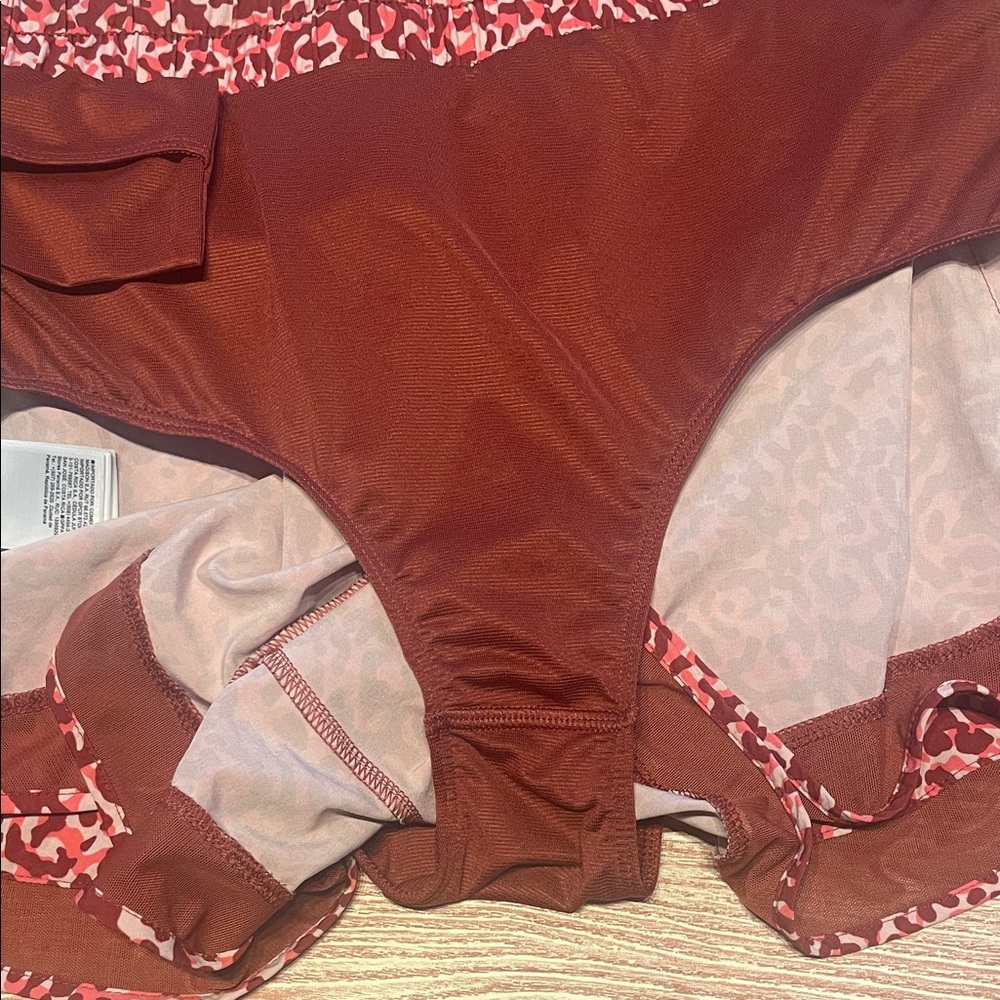 Athleta Mesh Racer Run High Rise 3" Short with Zip Pocket - Picture 9 of 11
